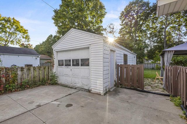 154 REIMER STREET, Green Bay, WI 54302