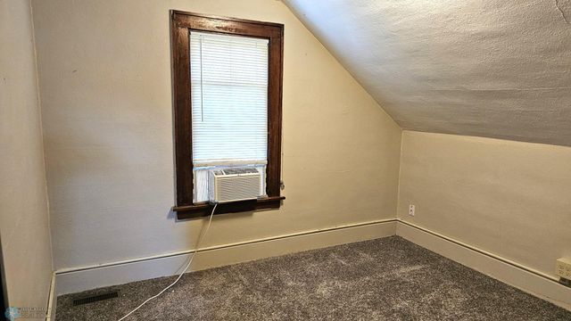 1602 11th Street N, Fargo, ND 58102