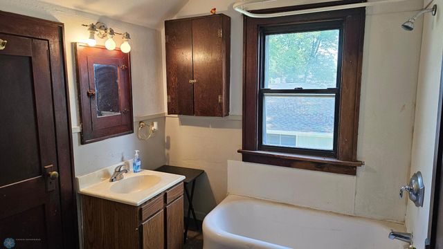 1602 11th Street N, Fargo, ND 58102