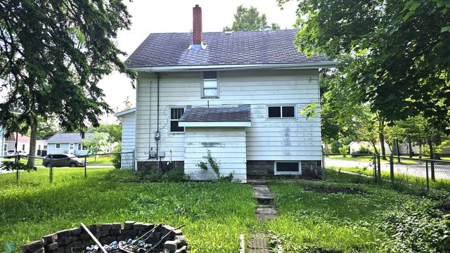 1602 11th Street N, Fargo, ND 58102