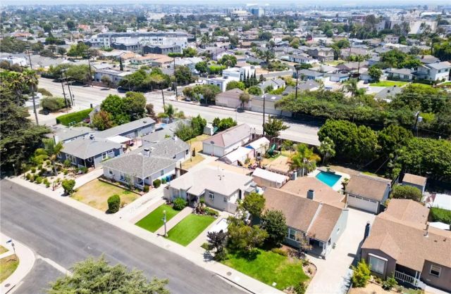 8318 Flight, Los Angeles, CA 90045
