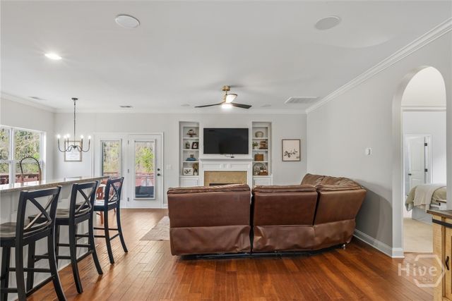 145 Jacobs Circle, Richmond Hill, GA 31324