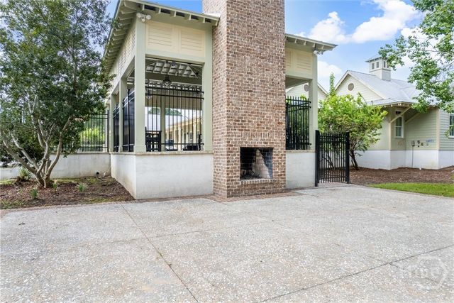 145 Jacobs Circle, Richmond Hill, GA 31324