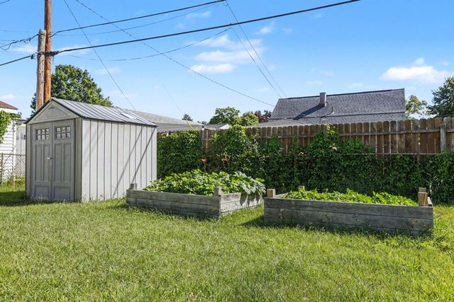 1302 Commonwealth Avenue, Ypsilanti, MI 48198