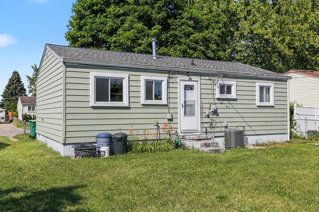 1302 Commonwealth Avenue, Ypsilanti, MI 48198