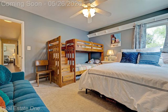6394 Manson Drive, Waterford Charter Township, MI 48329