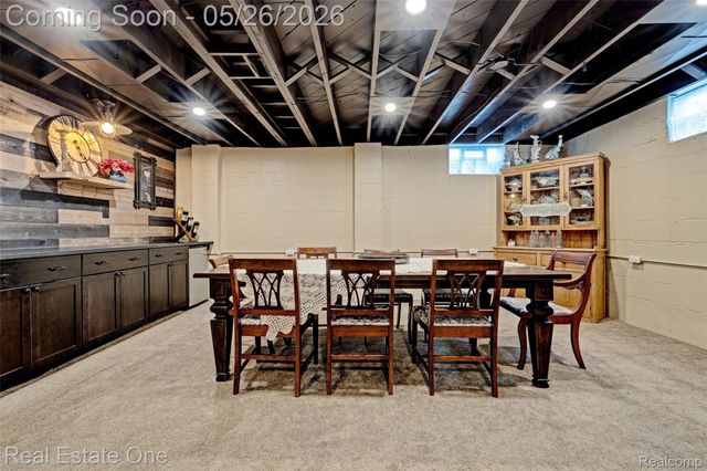6394 Manson Drive, Waterford Charter Township, MI 48329