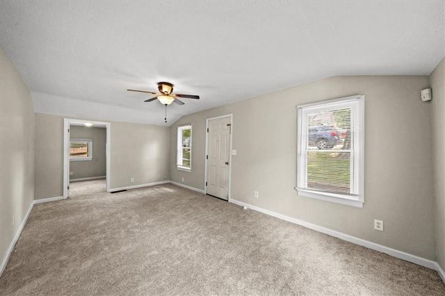 1524 S Home Avenue, Independence, MO 64052