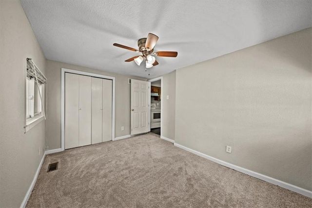 1524 S Home Avenue, Independence, MO 64052