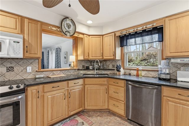 205 Woodland Drive, Neshannock Twp, PA 16105