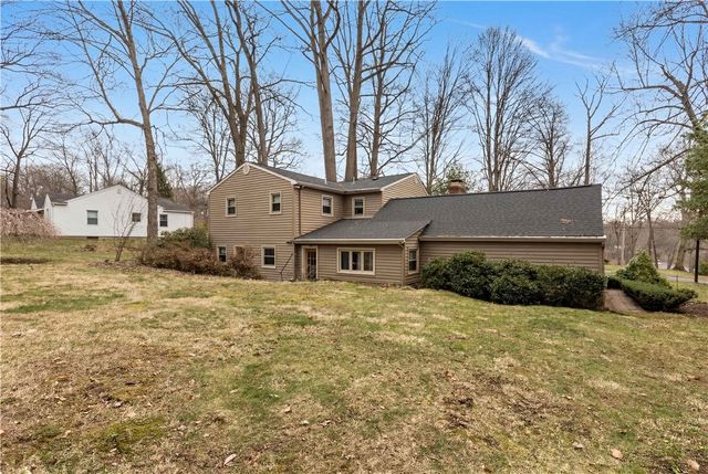 205 Woodland Drive, Neshannock Twp, PA 16105