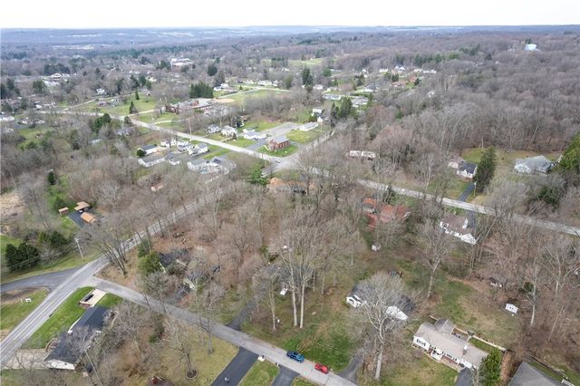 205 Woodland Drive, Neshannock Twp, PA 16105