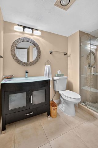 21211 Lago Circle C, Boca Raton, FL 33433