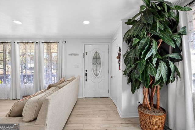 6593 Gresham Street, Union City, GA 30291