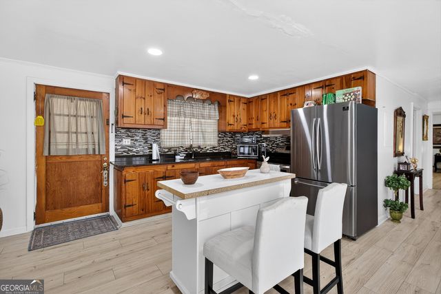 6593 Gresham Street, Union City, GA 30291