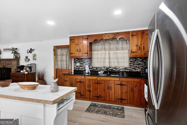 6593 Gresham Street, Union City, GA 30291