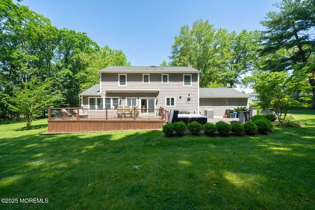 5 Wedgewood Lane, Holmdel, NJ 07733