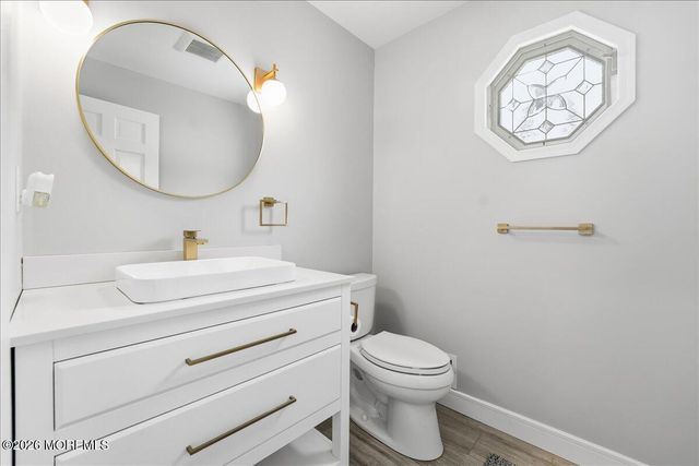 5 Wedgewood Lane, Holmdel, NJ 07733