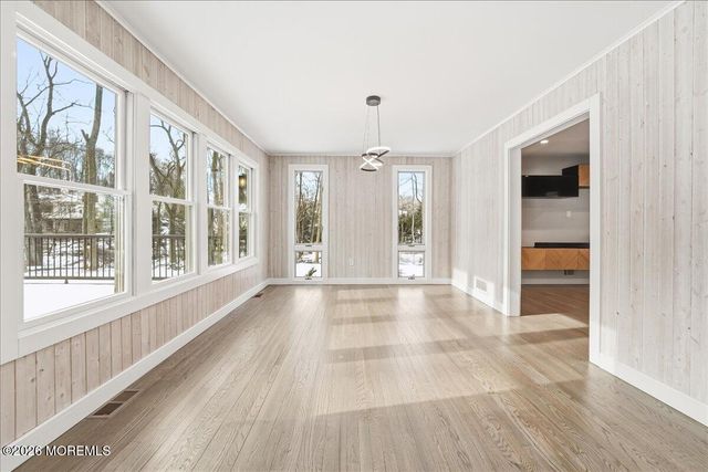 5 Wedgewood Lane, Holmdel, NJ 07733