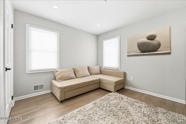 5 Wedgewood Lane, Holmdel, NJ 07733