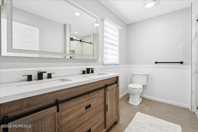 5 Wedgewood Lane, Holmdel, NJ 07733