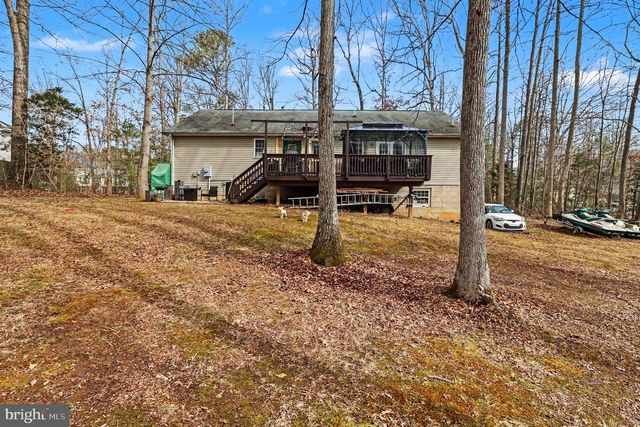 155 LAND OR DR, Ruther Glen, VA 22546
