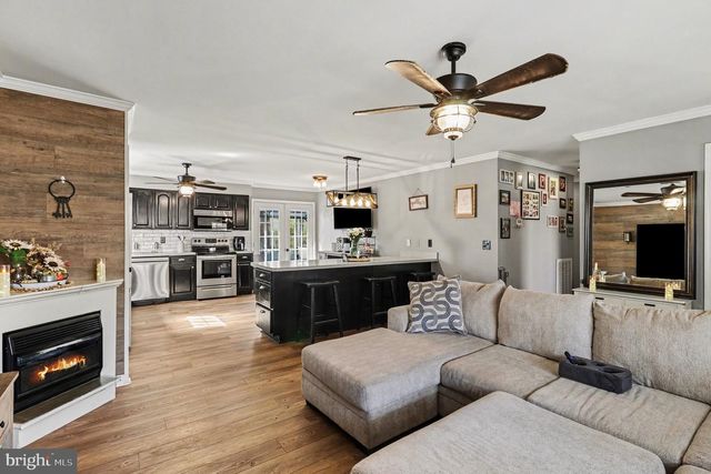 155 LAND OR DR, Ruther Glen, VA 22546