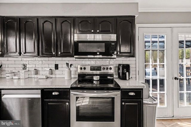 155 LAND OR DR, Ruther Glen, VA 22546