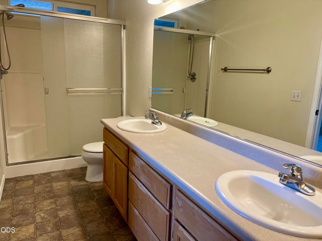 1288 SW Sturgeon Court, Grants Pass, OR 97527