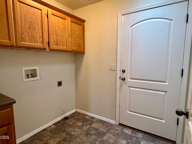 1288 SW Sturgeon Court, Grants Pass, OR 97527