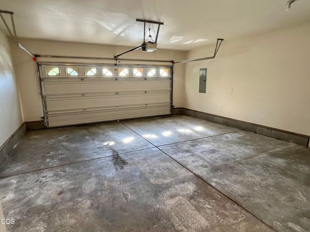 1288 SW Sturgeon Court, Grants Pass, OR 97527