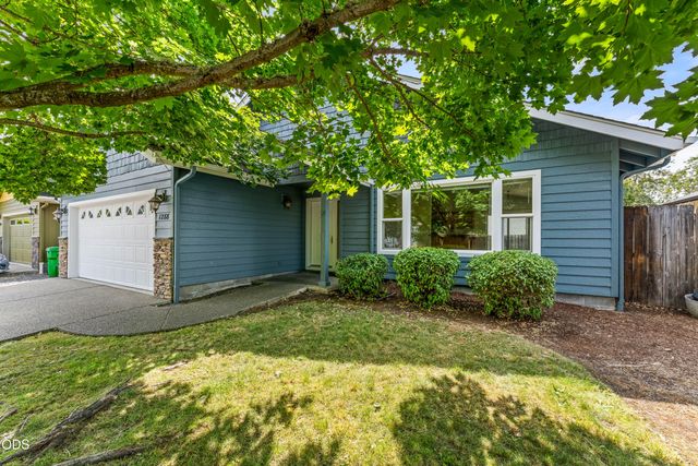 1288 SW Sturgeon Court, Grants Pass, OR 97527
