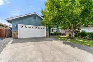 1288 SW Sturgeon Court, Grants Pass, OR 97527