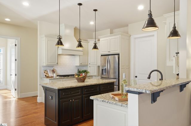 60 Montague Circle, Greenville, SC 29617