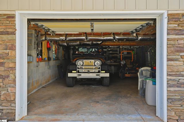 60 Montague Circle, Greenville, SC 29617