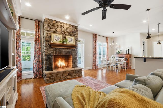 60 Montague Circle, Greenville, SC 29617