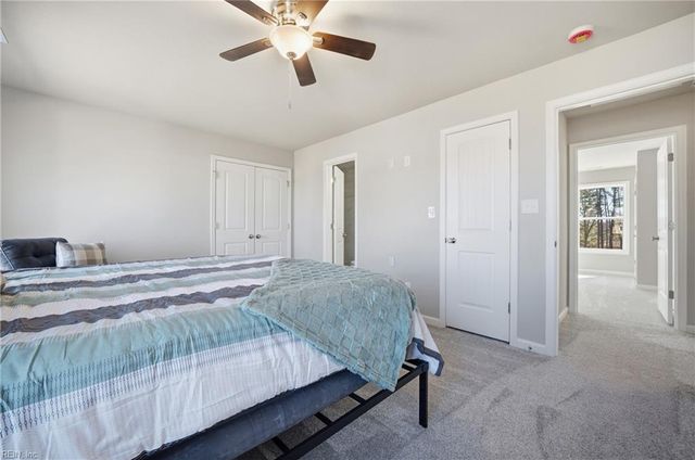 5008 Lacy CT, Suffolk, VA 23434