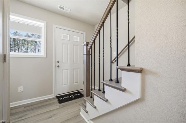 5008 Lacy CT, Suffolk, VA 23434