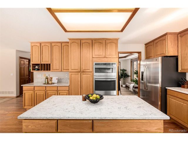 220 Himalaya Ave, Broomfield, CO 80020