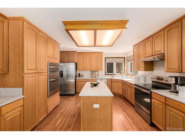 220 Himalaya Ave, Broomfield, CO 80020