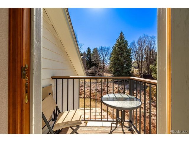 220 Himalaya Ave, Broomfield, CO 80020