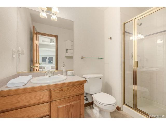 220 Himalaya Ave, Broomfield, CO 80020