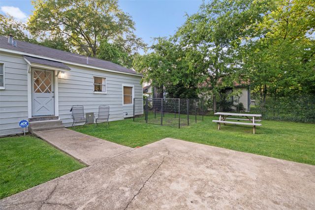 920 N Virginia Street, Terrell, TX 75160