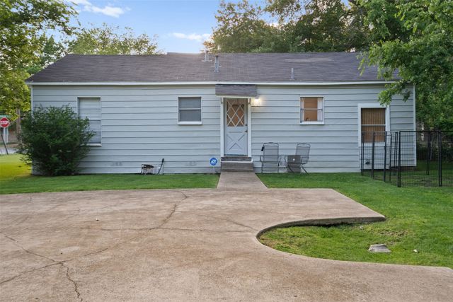 920 N Virginia Street, Terrell, TX 75160