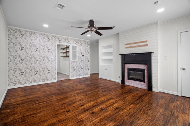 920 N Virginia Street, Terrell, TX 75160