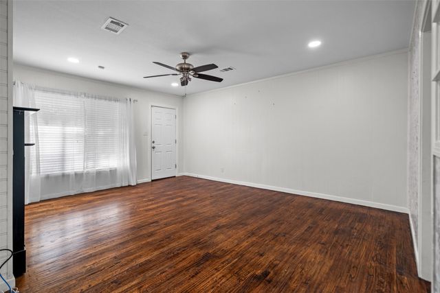 920 N Virginia Street, Terrell, TX 75160