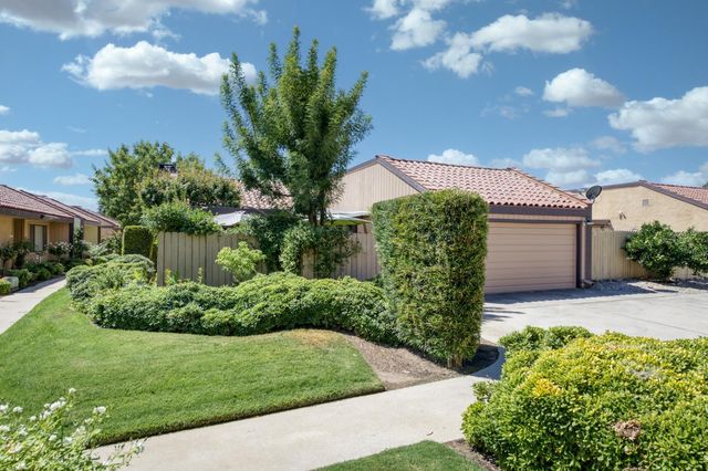 1763 W Santa Ana Avenue, Fresno, CA 93705