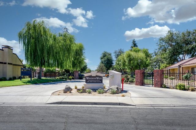 1763 W Santa Ana Avenue, Fresno, CA 93705