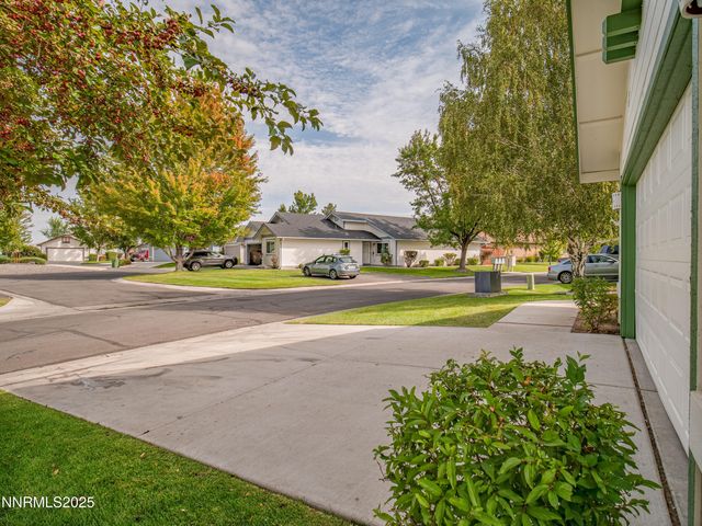 1775 Linden Court, Minden, NV 89423