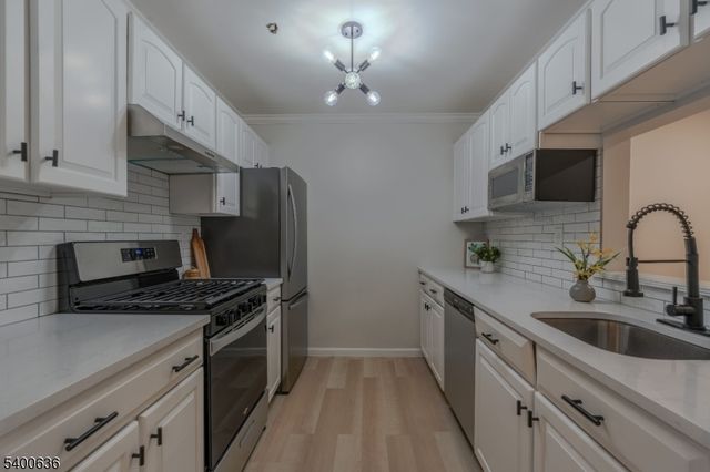 502 Stratford Pl 502, Bridgewater Twp., NJ 08805